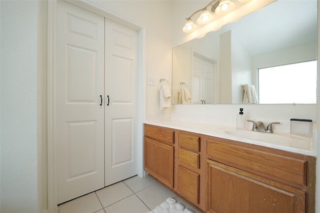 1203 Lavender Shade Ct