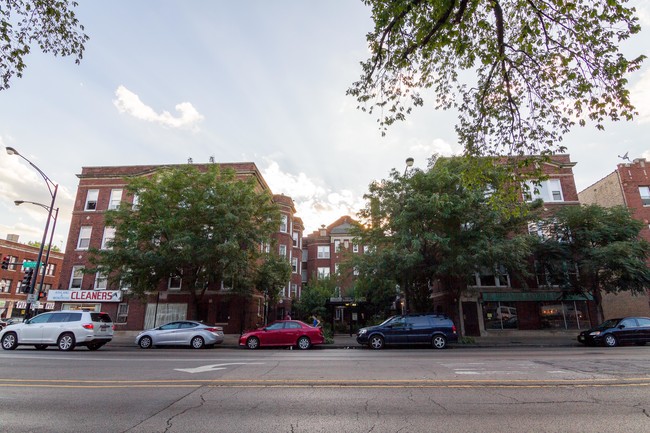 N Ashland Apartments in Chicago, IL - Building Photo - Building Photo