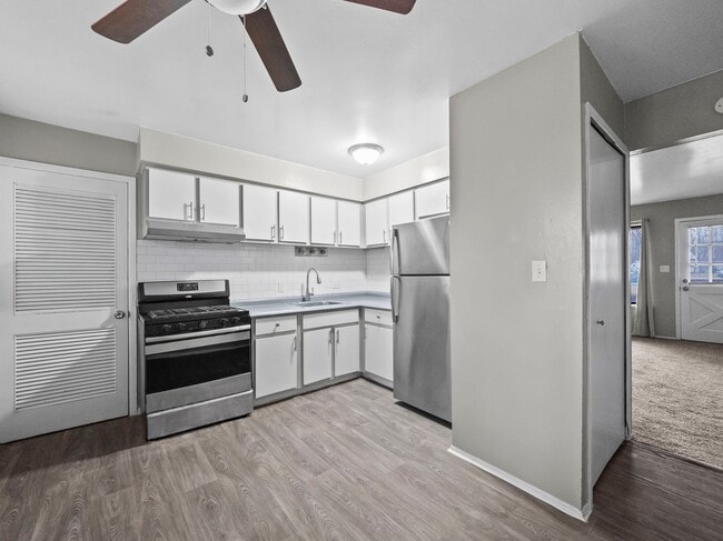 32936 Truman Rd, Unit 32936 in Rockwood, MI - Foto de edificio - Building Photo