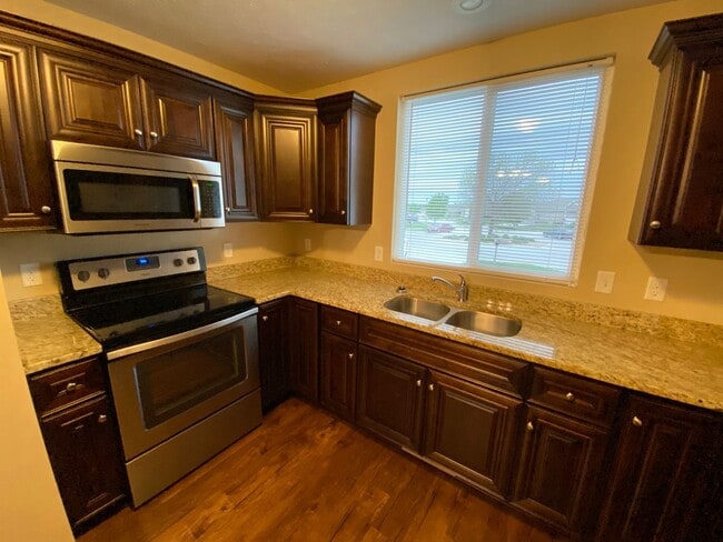 property at 5263 N 9th Cir