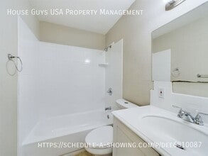 3611 E 69th St in Kansas City, MO - Building Photo - Building Photo