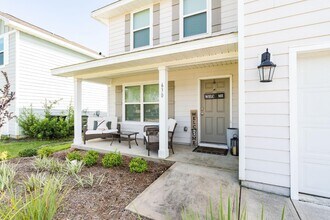 630 Earl Godwin Rd in Freeport, FL - Building Photo - Building Photo
