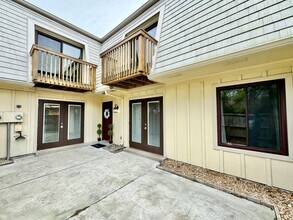 522 Marsh Duck Way in Virginia Beach, VA - Building Photo - Building Photo