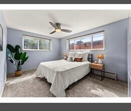 75 N Emerson St, Unit 206 in Denver, CO - Foto de edificio - Building Photo
