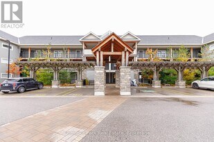 4 Anchorage Cres in Collingwood, ON - Building Photo