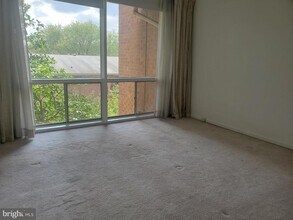 7336 Lee Hwy in Falls Church, VA - Foto de edificio - Building Photo