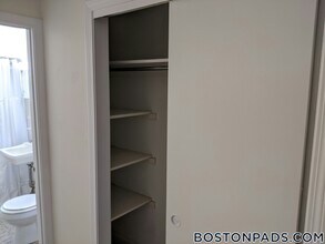 4 Brattle Dr in Arlington, MA - Building Photo - Building Photo