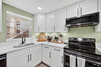 9480 Tangerine Pl in Davie, FL - Building Photo - Building Photo