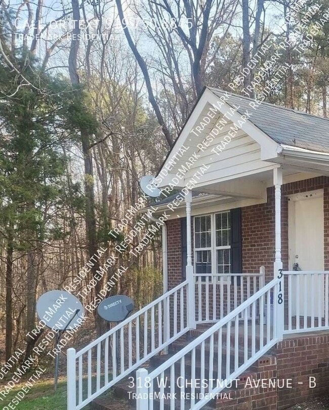 property at 318 W Chestnut Ave
