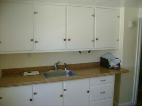 10 Woolard Ave, Unit 2nd FL in Colonie, NY - Building Photo - Building Photo