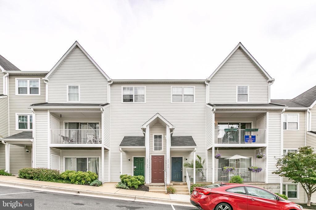 553 McManus Way in Baltimore, MD - Building Photo