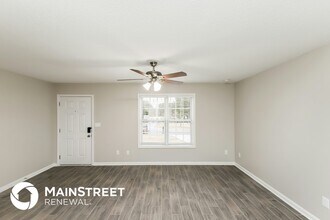 1091 Woodwind Dr in Rockmart, GA - Foto de edificio - Building Photo