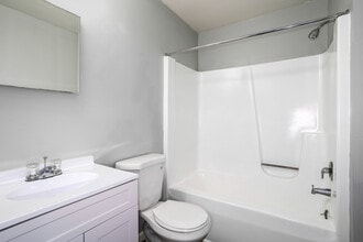 Charles Drew Court Apartments in Atlantic City, NJ - Foto de edificio - Interior Photo