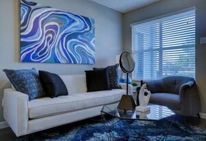 18 Allston St, Unit 1A in Boston, MA - Building Photo