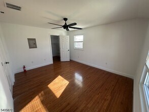 26 Van Rensselear St in Belleville, NJ - Building Photo - Building Photo