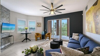 1921 Monte Carlo Dr in Sarasota, FL - Building Photo - Building Photo