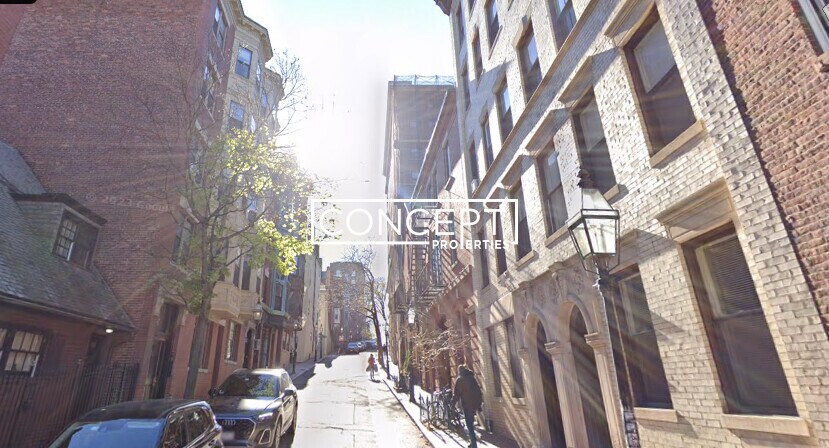 44A Joy St in Boston, MA - Building Photo