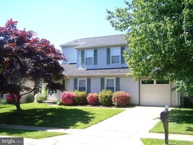 property at 3704 Inwood Ct