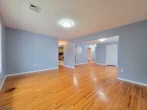 154 Norwood Ave in Lodi, NJ - Building Photo - Building Photo