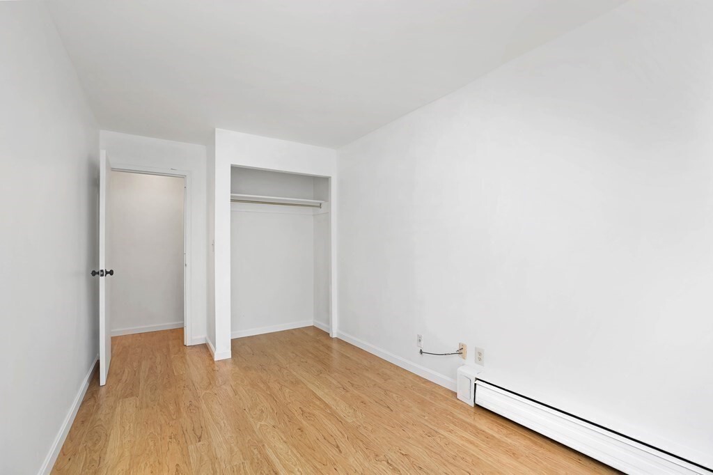 6 Juniper St, Unit 6 in Brookline, MA - Building Photo