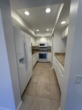 1150 E Palm Canyon Dr in Palm Springs, CA - Building Photo - Building Photo