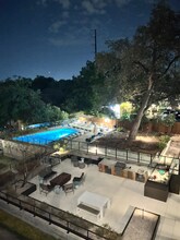1155 Barton Springs Rd in Austin, TX - Building Photo - Building Photo
