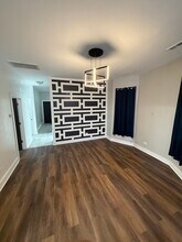 6833 S Calumet Ave in Chicago, IL - Building Photo - Building Photo