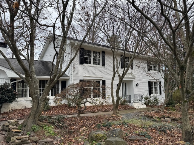 property at 865 Spalding Dr