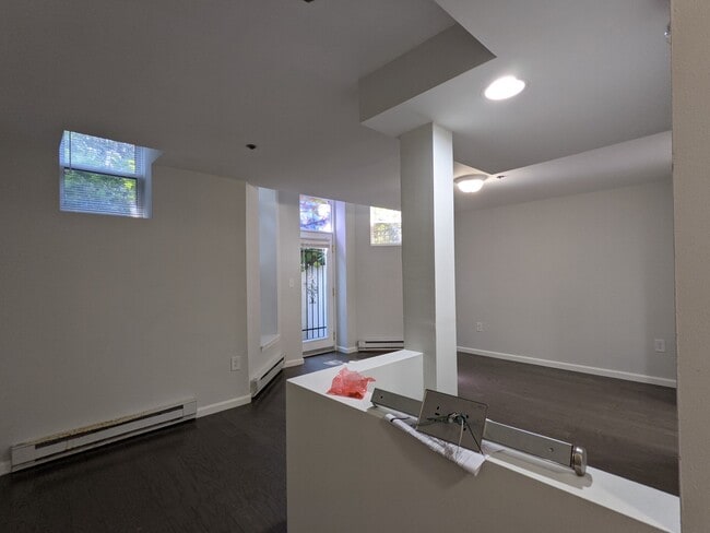 19 Queensberry St in Boston, MA - Foto de edificio - Building Photo