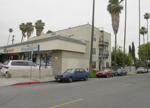 Princess Apartments in Los Angeles, CA - Building Photo - Building Photo