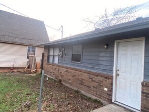 717 NW 110th St in Oklahoma City, OK - Building Photo - Building Photo