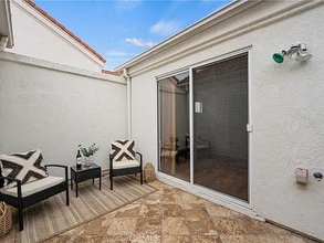 24320 Taranto Ave in Santa Clarita, CA - Building Photo - Building Photo