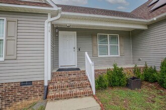 74 Jaylin Oaks Dr in Spring Lake, NC - Building Photo - Building Photo