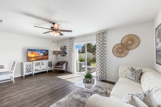 The Townes at Amber Bluff in Conway, SC - Building Photo - Building Photo