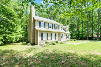 1741 Shady Creek Ln NE in Lawrenceville, GA - Foto de edificio - Building Photo