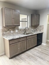 5921 Bedford Dr in Beaumont, TX - Building Photo - Building Photo