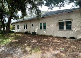 641 Mehlenbacher Rd in Belleair Bluffs, FL - Building Photo - Building Photo