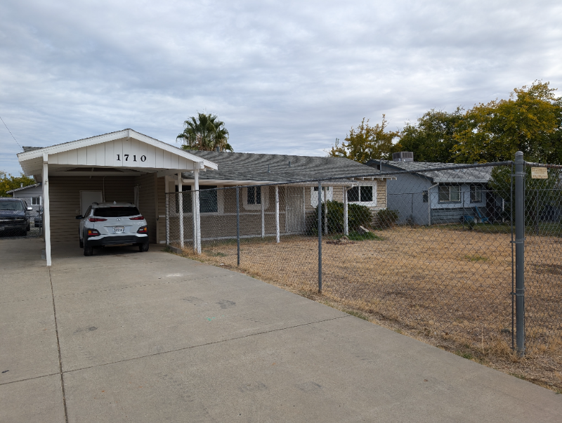 1710 7th St in Oroville, CA - Foto de edificio