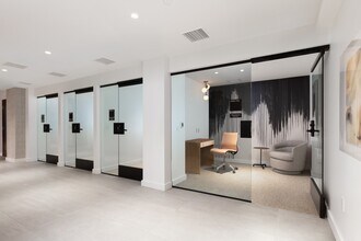 Vasara in Menlo Park, CA - Building Photo - Building Photo