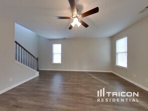 158 Park Way Dr in Fairburn, GA - Building Photo - Building Photo