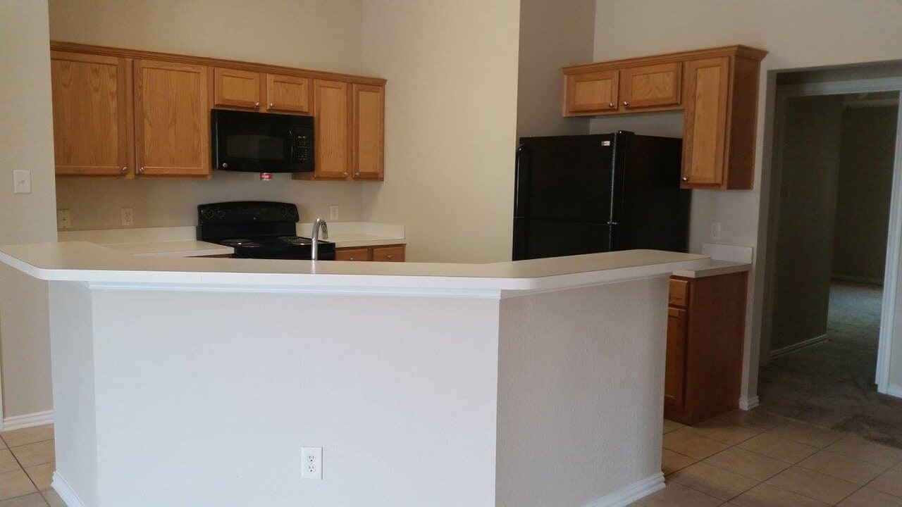 3103 Wagon Trail Dr in Denton, TX - Building Photo