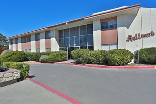 Hallmark Apartments in El Paso, TX - Building Photo