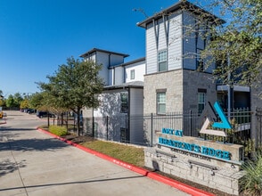 Art at Brattons Edge in Austin, TX - Building Photo - Building Photo