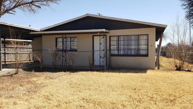 property at 900 Davidson Dr