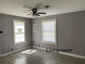 2015 9th St in Lake Charles, LA - Building Photo - Building Photo