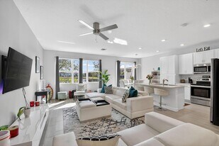 4790 Navali Dr in Wellington, FL - Building Photo