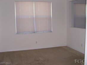 18149 Horizon View Blvd in Lehigh Acres, FL - Foto de edificio - Building Photo