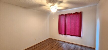 12838 Ashford Knoll Dr in Houston, TX - Building Photo - Building Photo