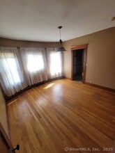 322 Olivia St in Derby, CT - Building Photo - Building Photo