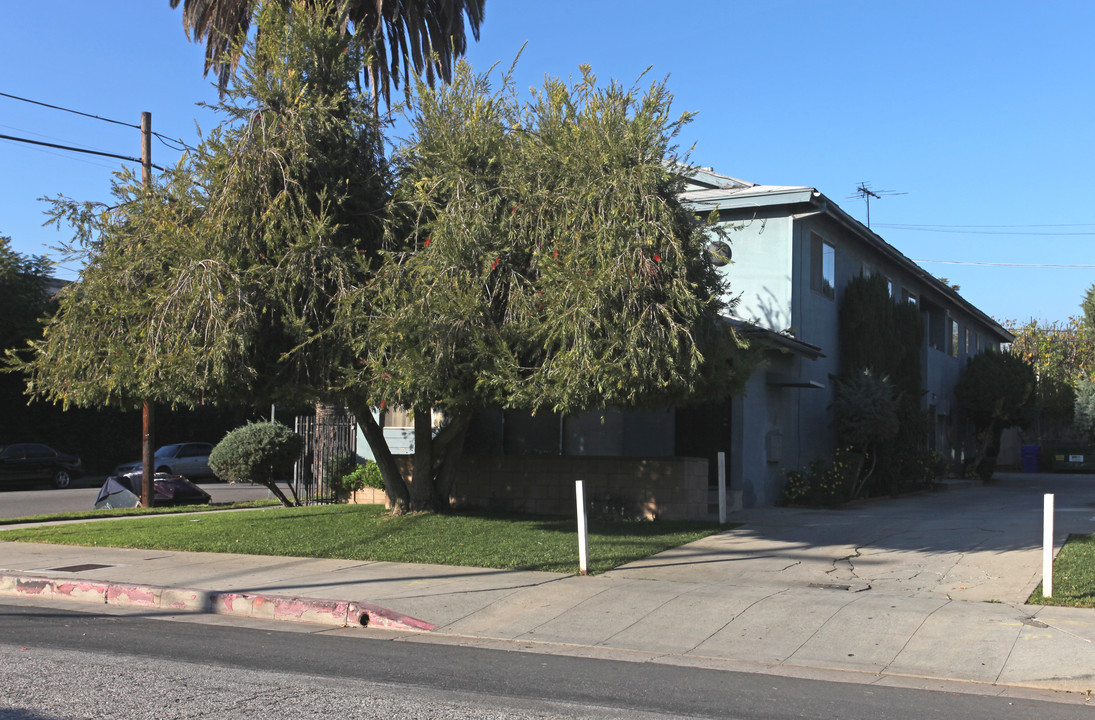 5307 Lincoln Ave in Los Angeles, CA - Building Photo